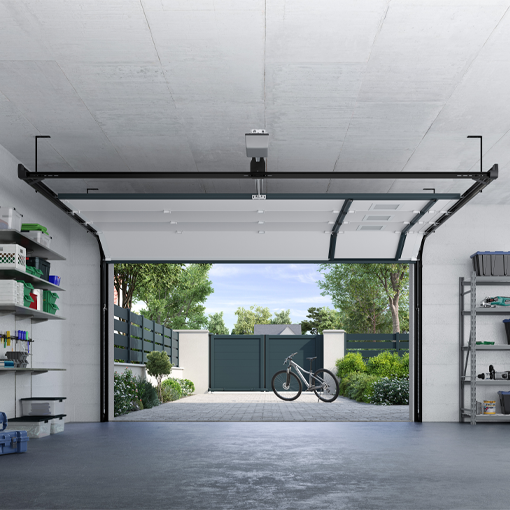 Porte de garage moderne et resistante en Isère
